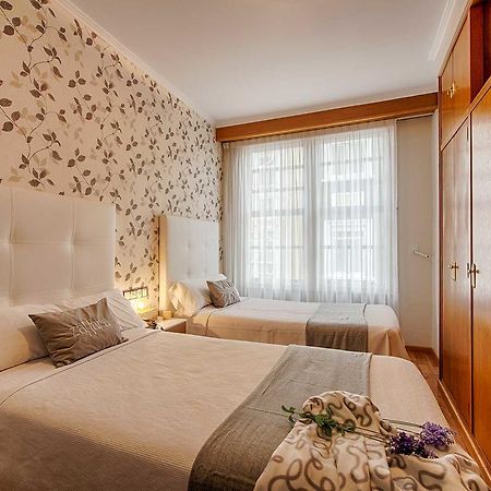 Hostal Zahara Ferrol Exterior photo