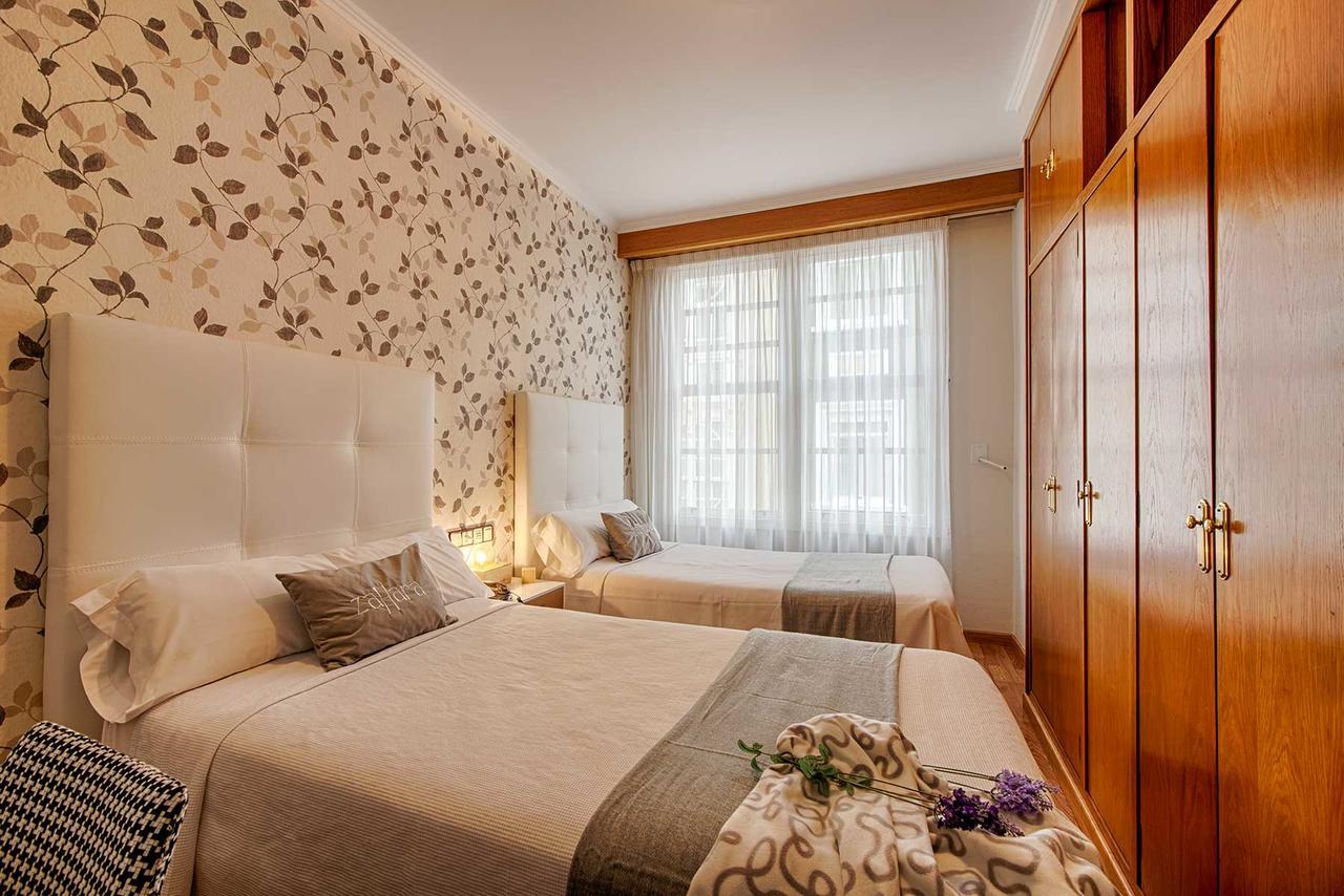 Hostal Zahara Ferrol Exterior photo